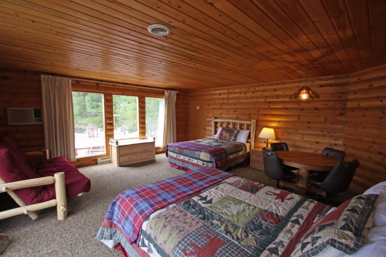 The Lodge At Lolo Hot Springs Δωμάτιο φωτογραφία
